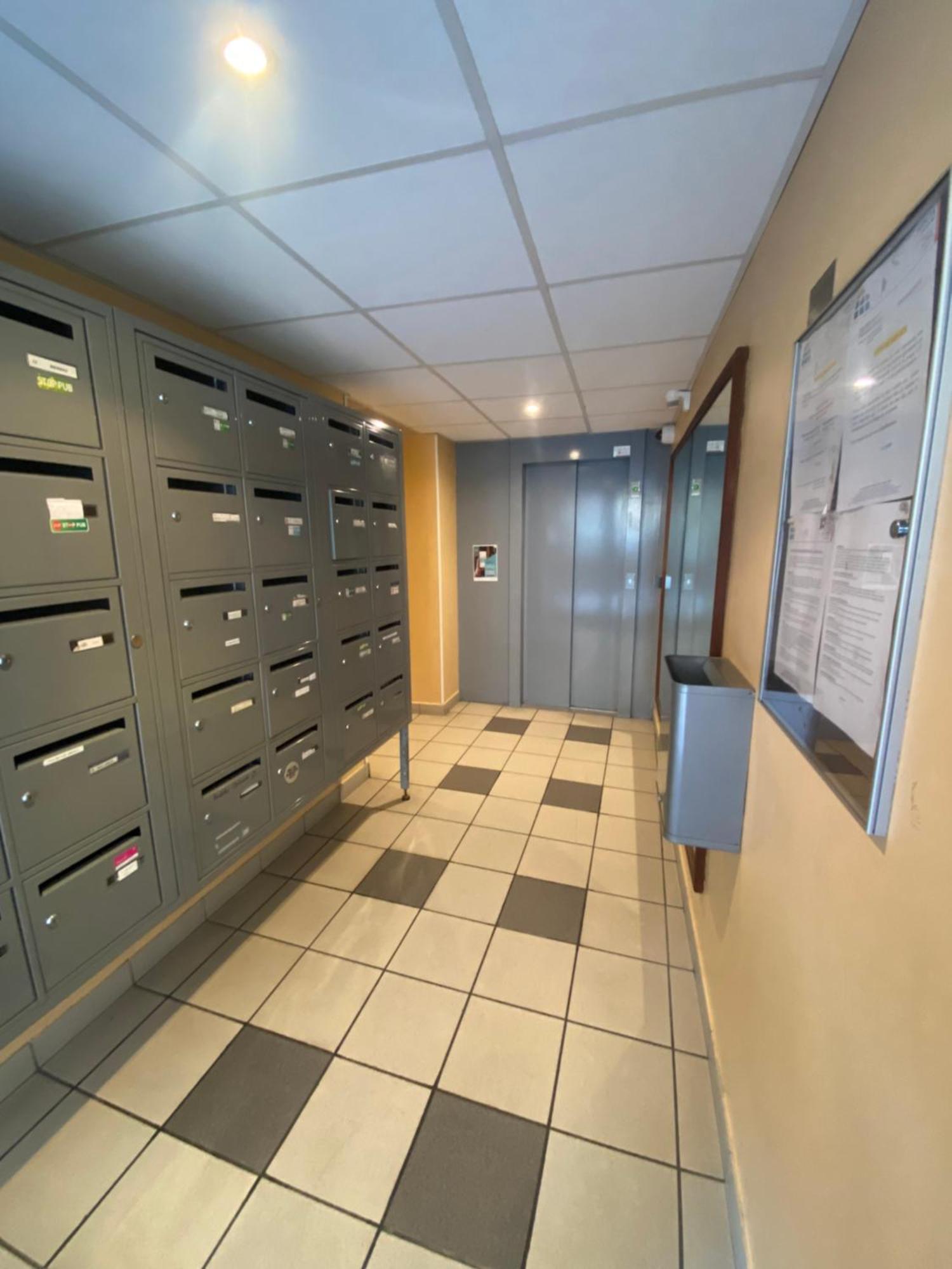 Hyper Centre Avec Parking Prive Le Havre